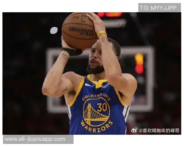 无奈之战库里22投12中三分7记独砍35分却难救勇士于水深火热之中 无奈之战库里22投12中三分7记独砍35分却难救勇士于水深火热之中