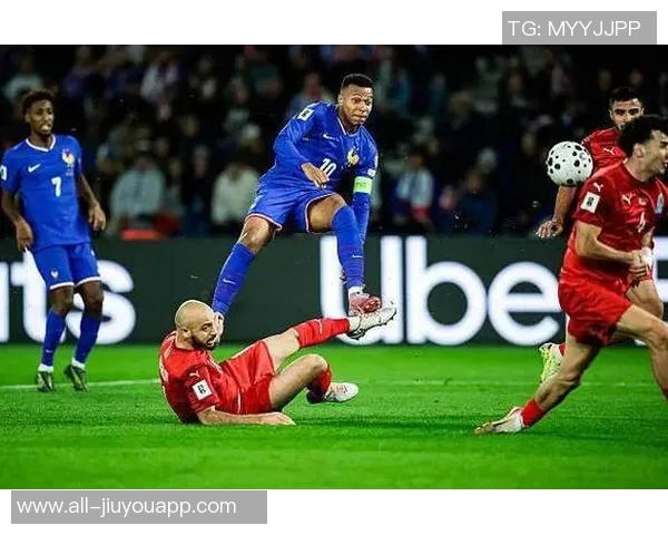 姆巴佩缺阵法国队面临队长与进攻体系重建的挑战与压力 姆巴佩缺阵法国队面临队长与进攻体系重建的挑战与压力