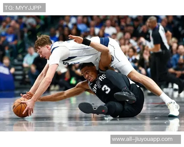 NBA首周比赛收视人数创近八年新高平均达到280万观众引发热议 NBA首周比赛收视人数创近八年新高平均达到280万观众引发热议