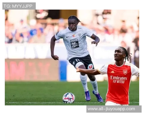 意媒报道米兰罗马乌迪内斯关注18岁前锋谢里夫本赛季法甲表现出色