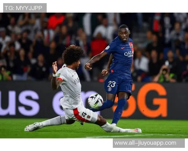 坎波斯回忆初识佩德里时的情景六位球探共同考察的故事